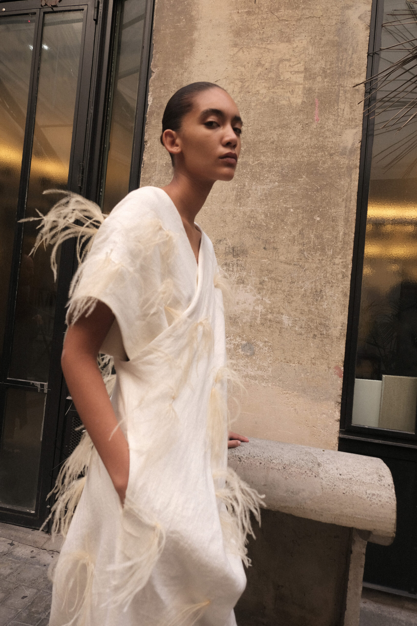 FEATHER CLOTH SETUP 未使用 UFP804AA24CRM_angle_resized-